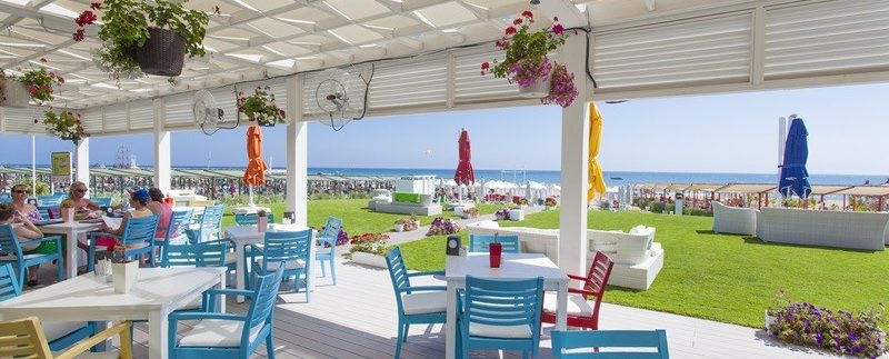 Emapark Q Beach Restaurant 3