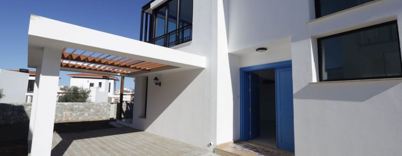 Dogankoy Kıbrıs Girne ornek daire site içi (4)