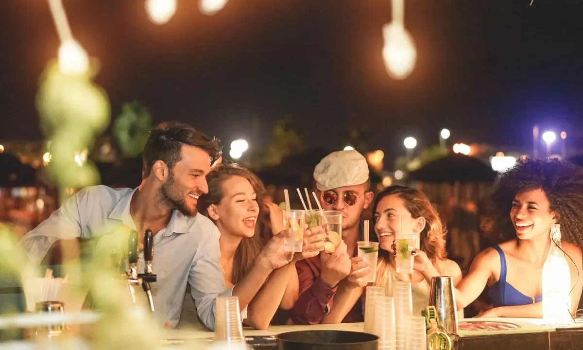 Nightlife in Antigua and Barbuda: Where to Go and What to Expect