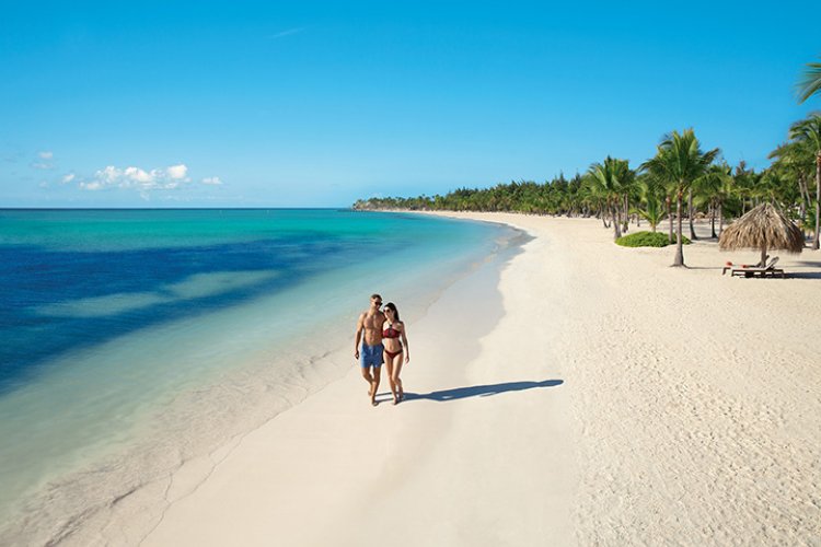 Villa Rentals vs. Hotels: Which is Best for a Dominican Republic Vacation?