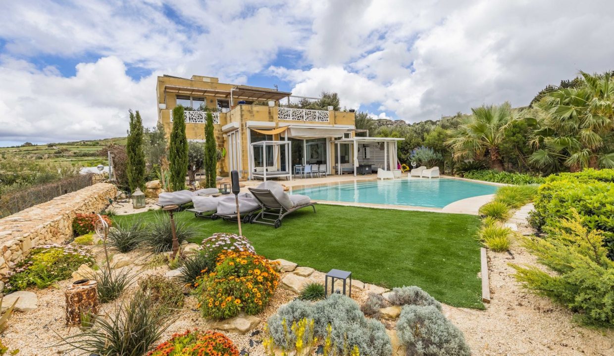 Malta's Unique Farmhouses: The Perfect Countryside Getaway