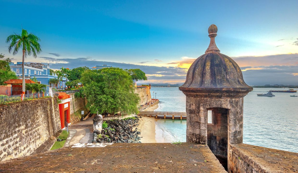 How to Get to Puerto Rico: Flights and Ferries