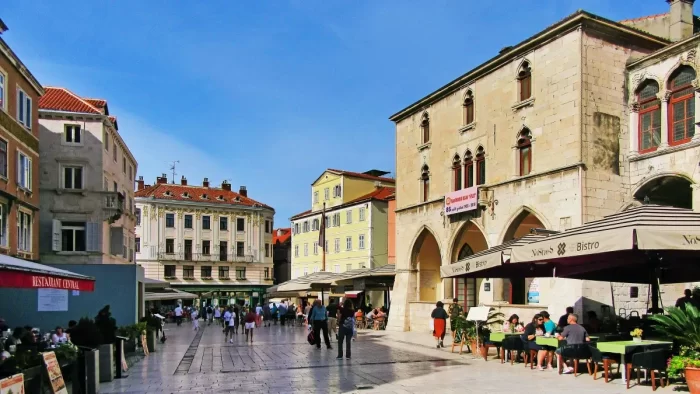Shopping in Dubrovnik, Croatia: A Guide for Foreign Visitors
